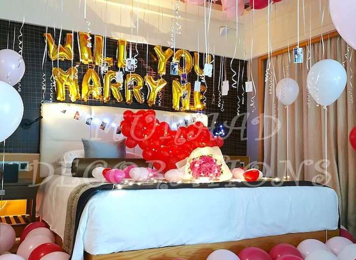 How to decorate hotel room for husband birthday