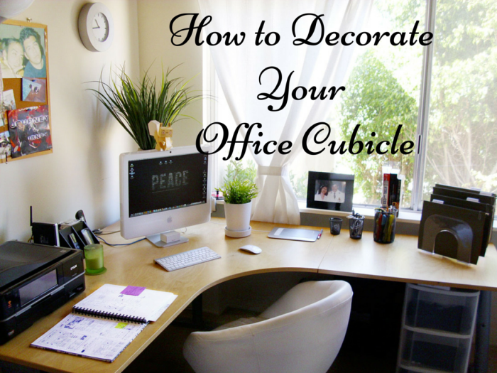 How to decorate small office