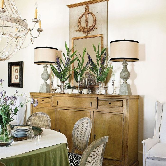 How to decorate a dining room buffet table